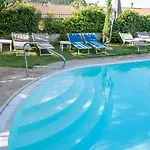 Alessandra Hotel 2*