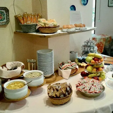 Alessandra Hotel 2*