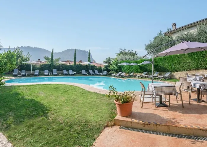 Alessandra Hotel 2*