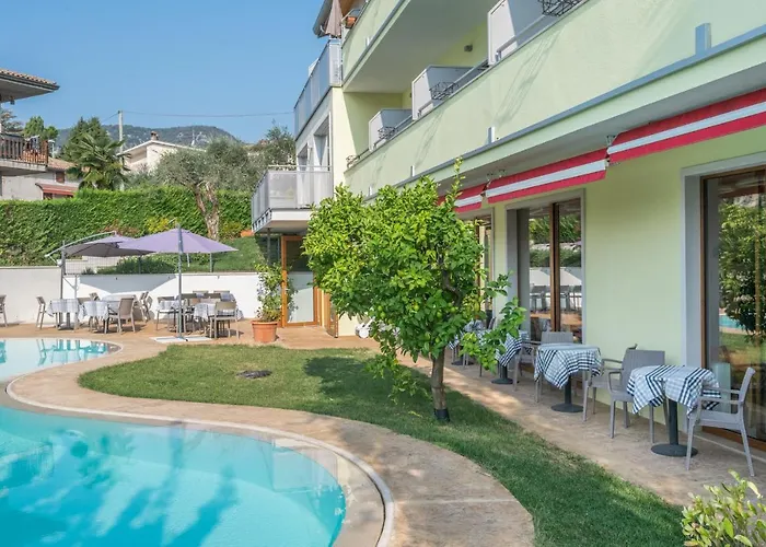 Alessandra Hotel