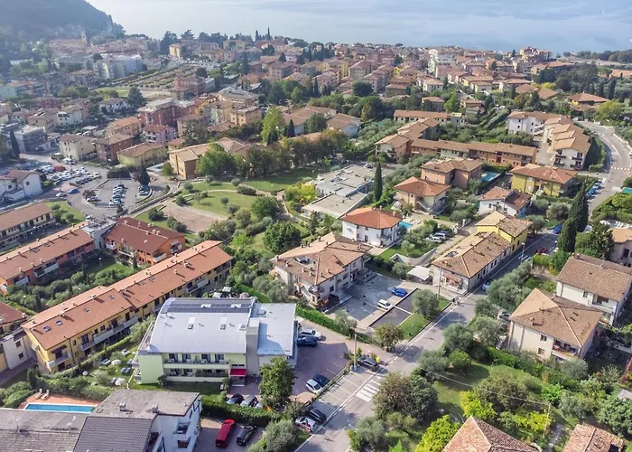 فندق Alessandra 2*