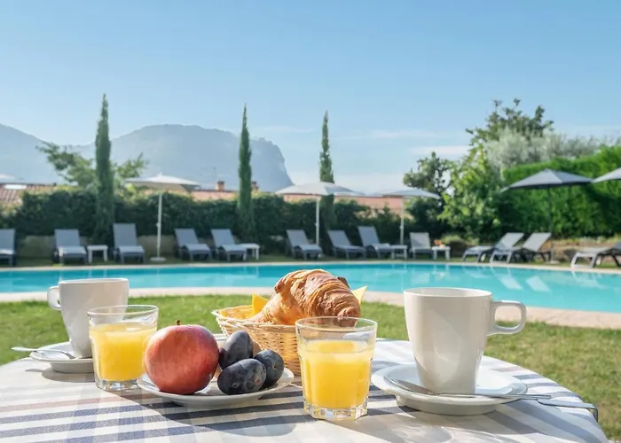 فندق Alessandra 2*